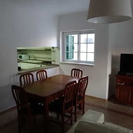 Villa Sunvilla Aroeira Charneca (Setubal)